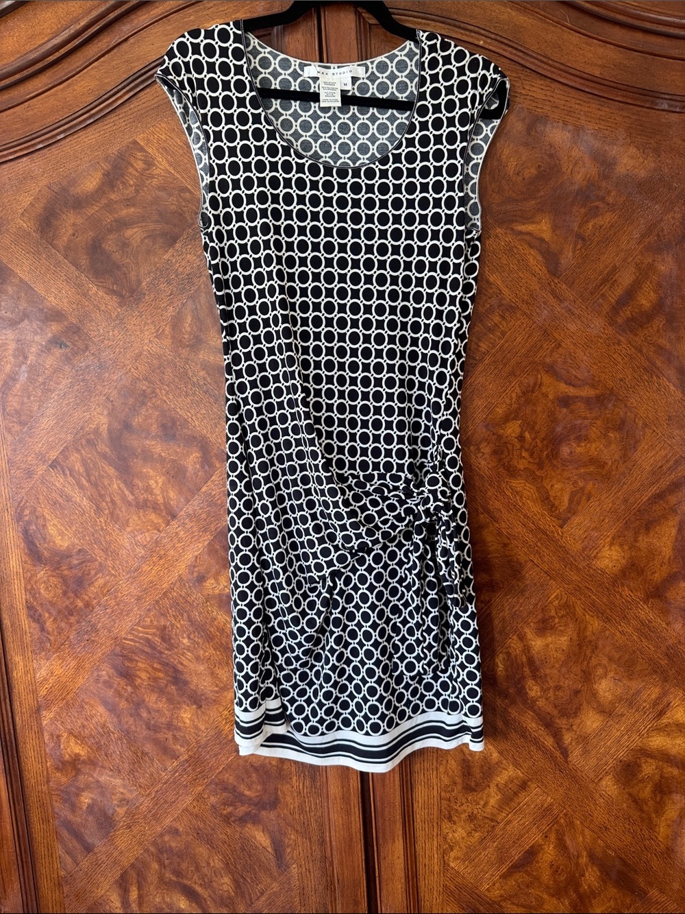 Max Studio Black and White Geometric Midi Dress with Side Knot size Medium
